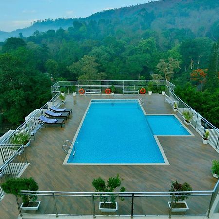 Sterling Thekkady Hotell Exteriör bild