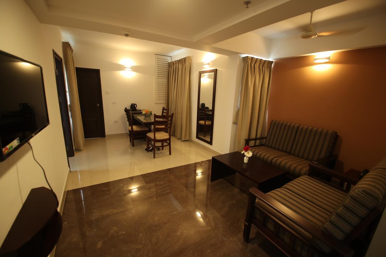 Sterling Thekkady Hotell Exteriör bild
