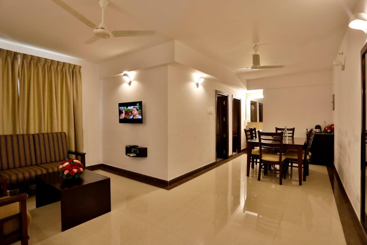 Sterling Thekkady Hotell Exteriör bild