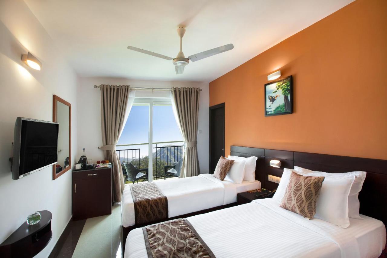 Sterling Thekkady Hotell Exteriör bild