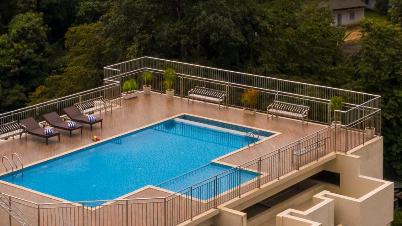 Sterling Thekkady Hotell Exteriör bild