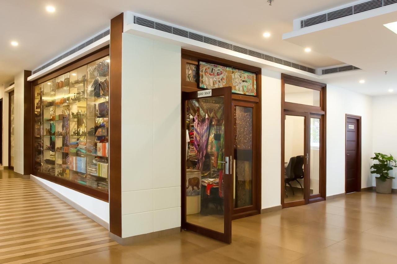 Sterling Thekkady Hotell Exteriör bild